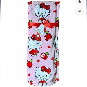 HELLO KITTY BLANKET THROW